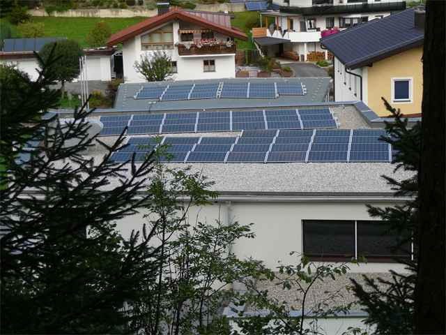 Foto der Photovoltaik-Anlage Karrösten